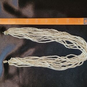 Elegant Cream Pearl Necklace